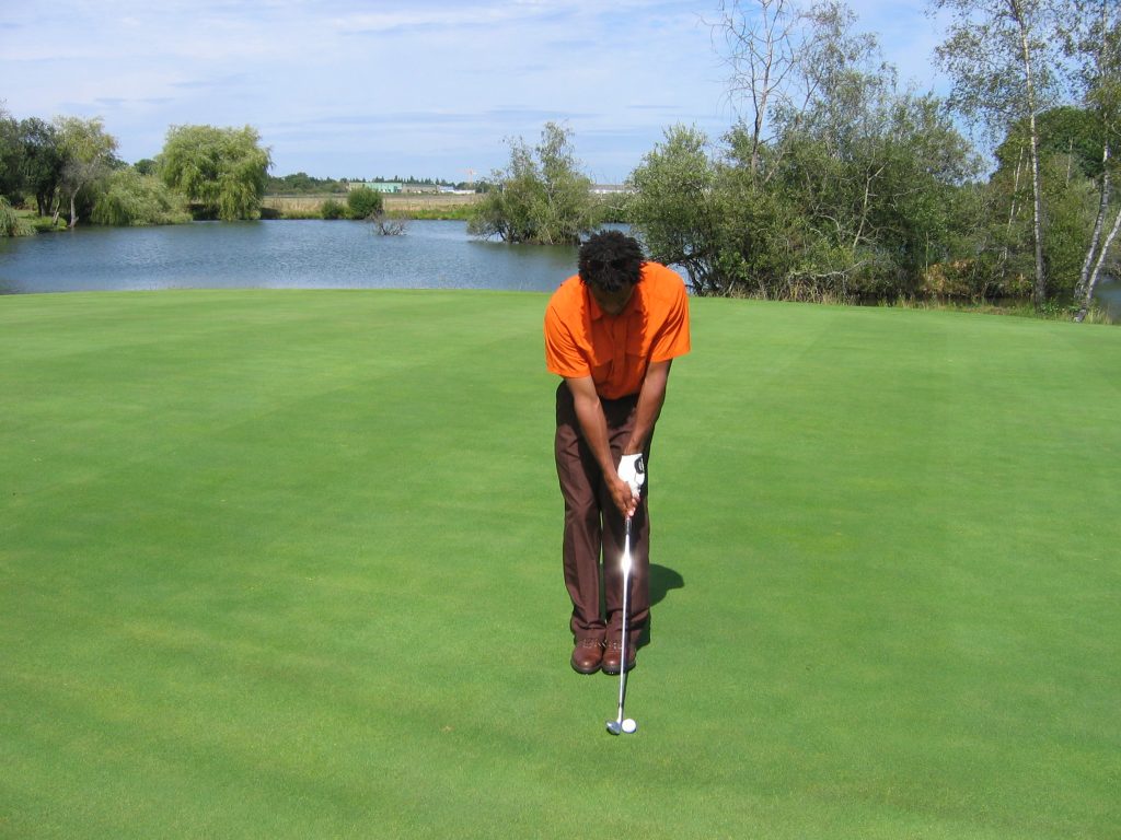9-08-08-024-1024x768 La Posture au Golf