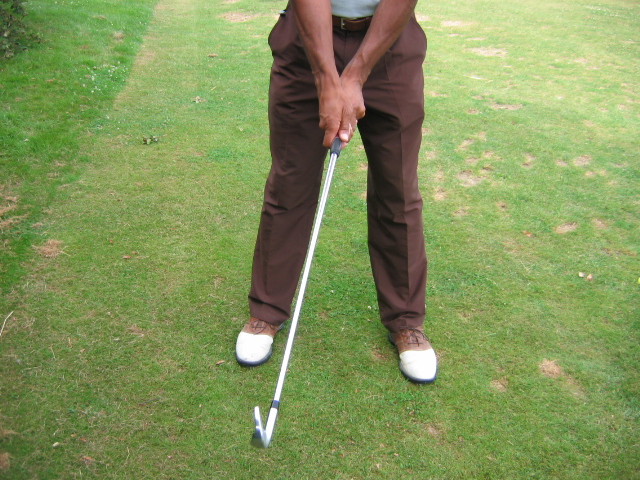 fers La prise du club par les mains