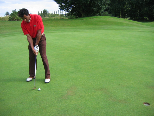 st-jacques-013 le putting au Golf